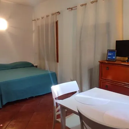 Apartman Campagna De Mercedes *